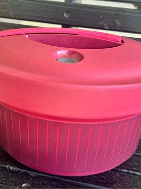 Tupperware Red microwave pressure cooker with lid